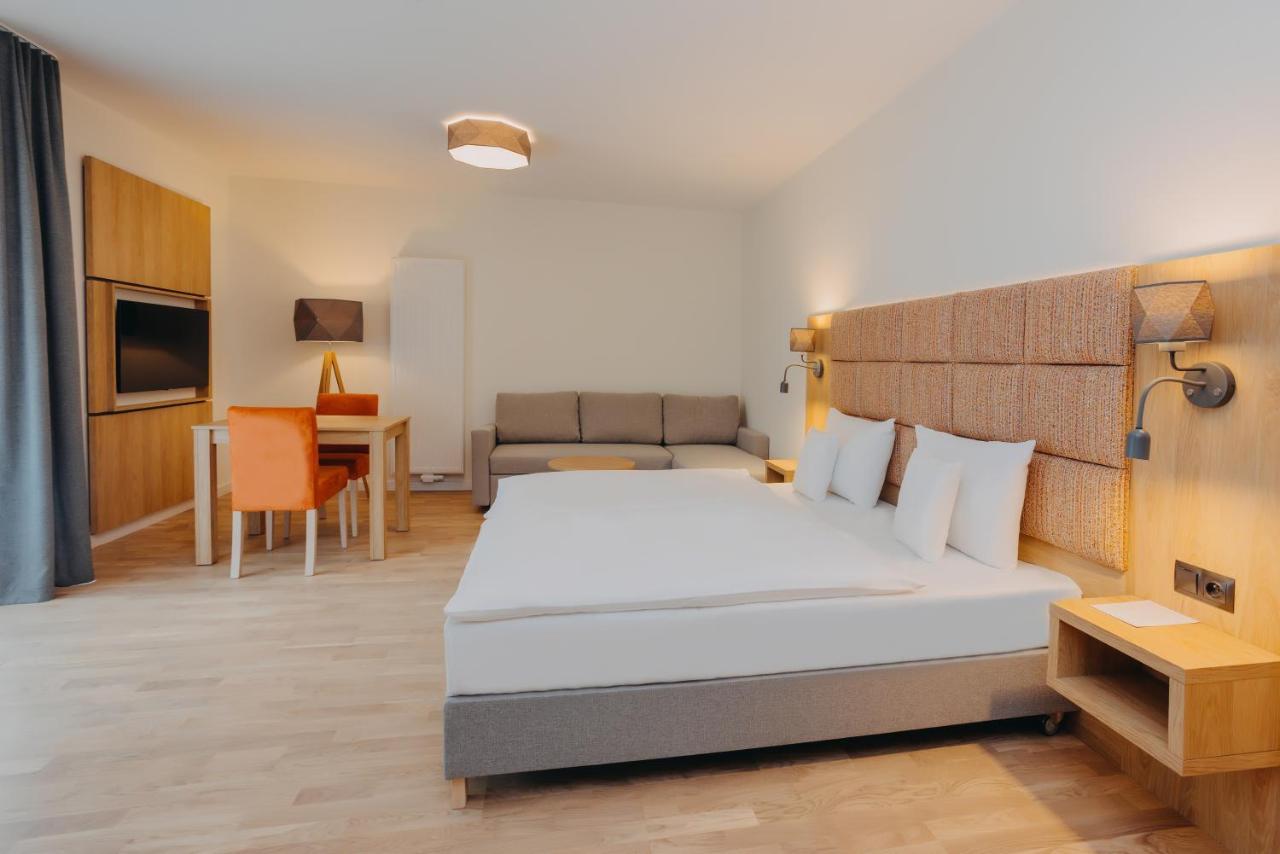 Platinum Apartments 스클라르스카포렘바 외부 사진