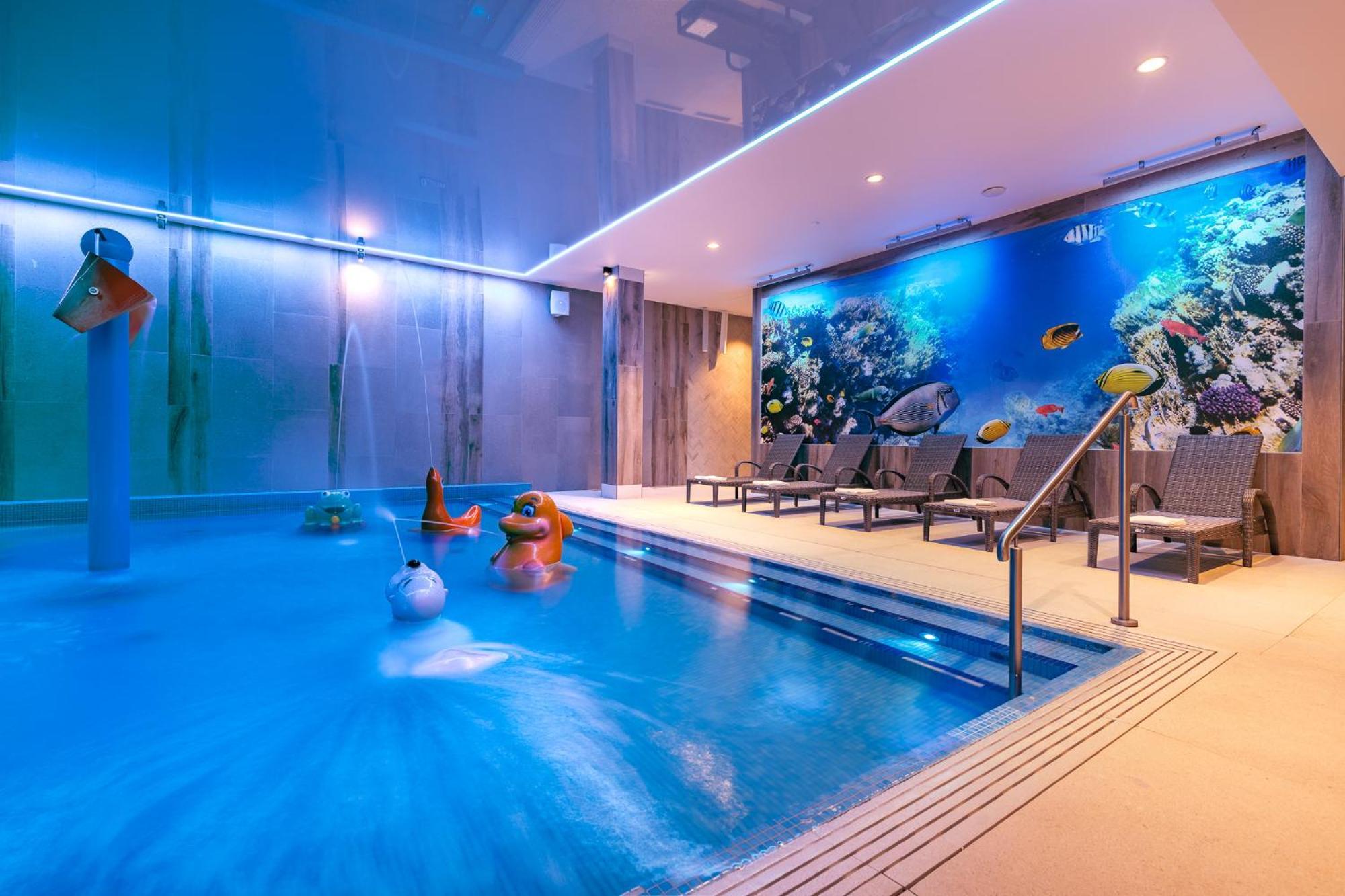Platinum Apartments 스클라르스카포렘바 외부 사진